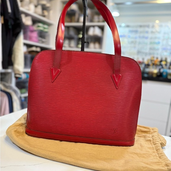 Handbags - Louis Vuitton Lussac Epi 2way bag - Red Vintage